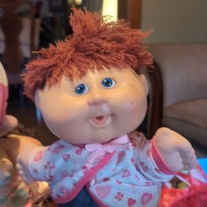 Cabbage Patch Doll Walks, Giggles And Talks